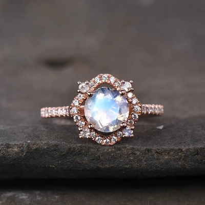 Δαχτυλίδι Moonstone ουράνιων τόξων 925 εξαιρετικό ασημένιο CZ χονδρικό φυσικό πέτρινο εδροτομημένο πολύτιμους λίθους κόσμημα