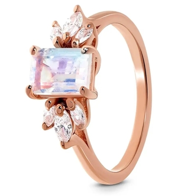 Εξαιρετικό ασημένιο μόδας 925 δαχτυλίδι Moonstone σχεδίου έξοχο φίνο