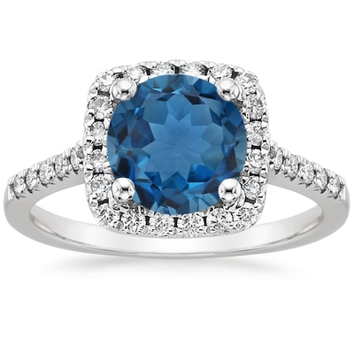 Κλασικά ελβετικά μπλε Topaz και διαμάντι τρία πέτρινο δαχτυλίδι αρραβώνων 925 εξαιρετικό ασήμι