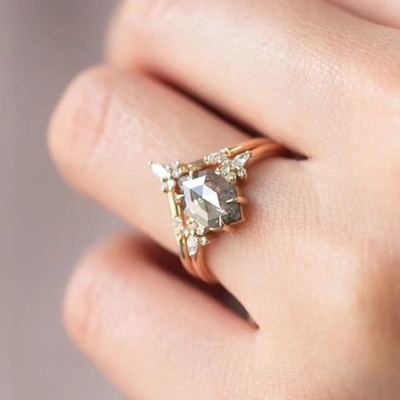 Hexagon αλάτι και πιπέρι CZ Moissanite 925 περικοπών ασημένιο καμμμένο δαχτυλίδι ταίριασμα