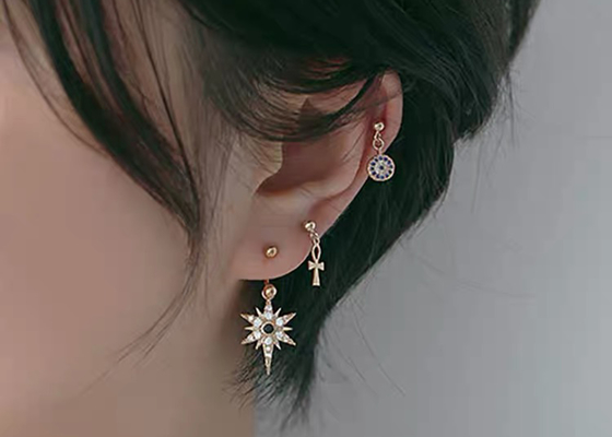 χρυσά σκουλαρίκια χόνδρου διαμαντιών 0.126ct 14k, διαπεραστικός cOem σκουλαρικιών ελίκων 14pcs