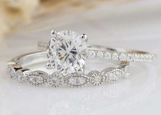 18K άσπρος χρυσός ODM γαμήλιων δαχτυλιδιών 1.25CT 6.5mm δέσμευσης διαμαντιών