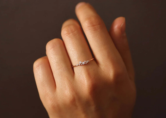 Λαμπρός ODM περικοπών στερεών 14K πραγματικών διαμαντιών δαχτυλιδιών κοσμημάτων για την επέτειο