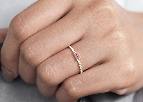 Λεπτό πλάτος δαχτυλιδιών 0.20ct 2.5MM διαμαντιών 9K χρυσό για Prong δέσμευσης το θέτοντας τύπο