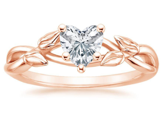Το δαχτυλίδι Moissanite μορφής καρδιών cOem, 5.5mm 9k αυξήθηκε χρυσό δαχτυλίδι 0,6 καράτια